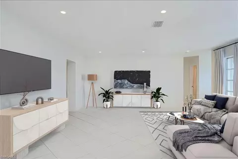 189 Mentor Dr, Naples, FL 34110 photo 2