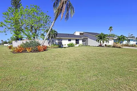 3430 SE 2nd Pl, Cape Coral, FL 33904