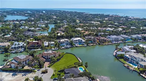 2020 5th St S, Naples, FL 34102 photo 5