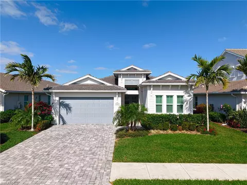 8909 Redonda Dr, Naples, FL 34114