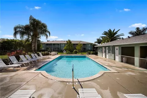 144 Cypress Way E #707, Naples, FL 34110