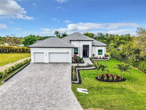 18277 Royal Hammock Blvd, Naples, FL 34114