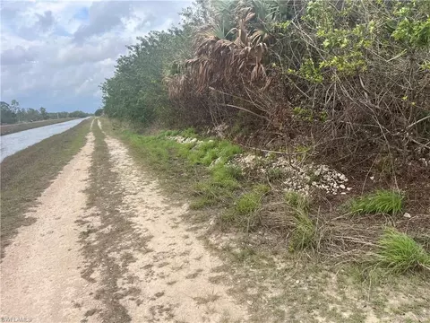 7978 20th Pl, Labelle, FL 33935