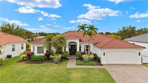 3422 Allegheny Ct, Naples, FL 34120