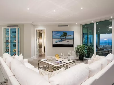 Living - 60 Seagate Dr #606, Naples, FL 34103 photo 4 of 4