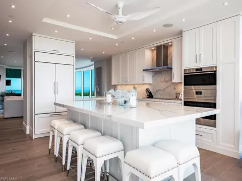 Kitchen - 60 Seagate Dr #606, Naples, FL 34103 photo 1 of 5