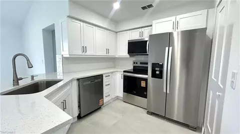 8275 Ibis Club Dr #705, Naples, FL 34104