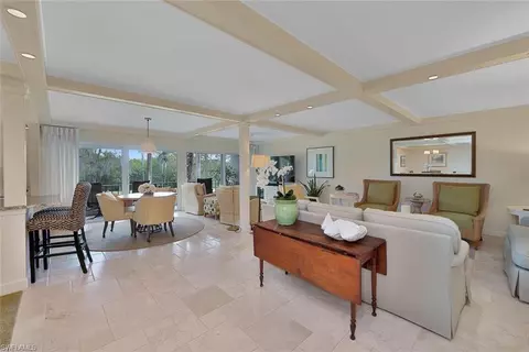 103 Clubhouse Dr #351, Naples, FL 34105