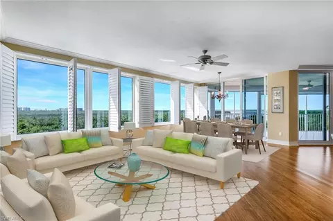 425 Dockside Dr #604, Naples, FL 34110 photo 3