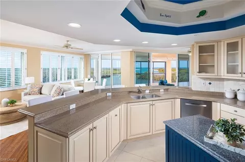 425 Dockside Dr #604, Naples, FL 34110 photo 36