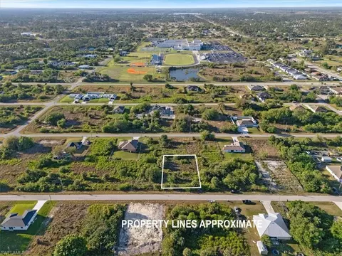 820 Casper Yost St E, Lehigh Acres, FL 33974