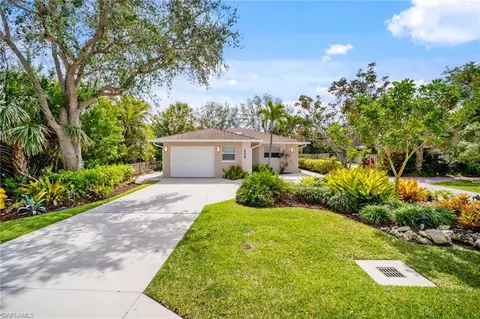 668 95th Ave N, Naples, FL 34108