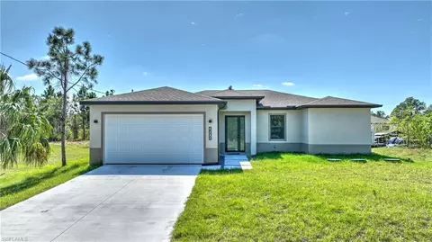 2509 54th St W, Lehigh Acres, FL 33971