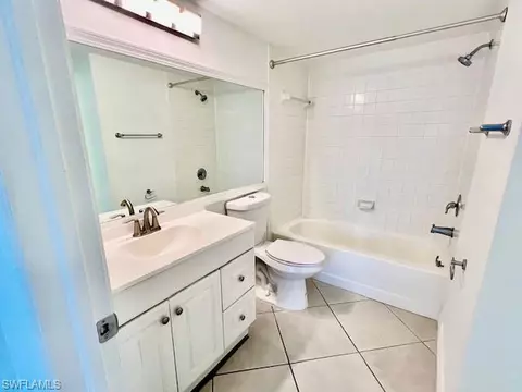 Bath - 1075 Foxfire Ln #101, Naples, FL 34104 photo 1 of 1
