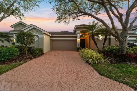 3447 Marbella Ct, Bonita Springs, FL 34134