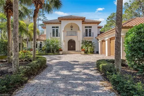 837 Barcarmil Way, Naples, FL 34110