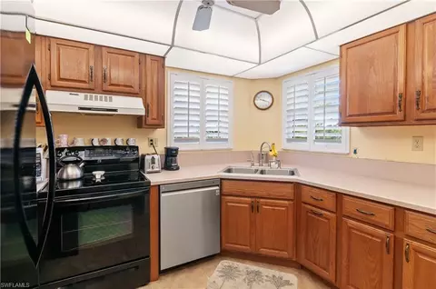 Kitchen - 29 High Point Cir E #508, Naples, FL 34103 photo 1 of 2
