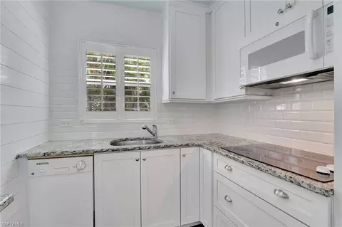 550 4th Ave S #9, Naples, FL 34102 photo 22