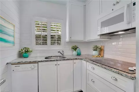 550 4th Ave S #9, Naples, FL 34102 photo 21
