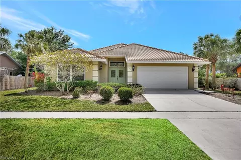 2216 Outrigger Ln, Naples, FL 34104