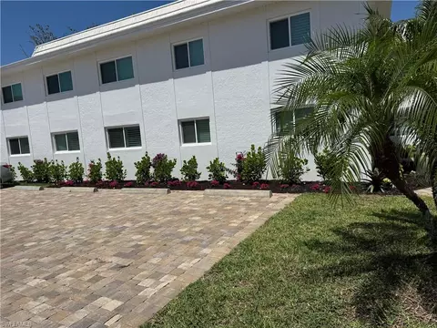 Exterior - 4170 Crayton Rd #C3, Naples, FL 34103 photo 5 of 6