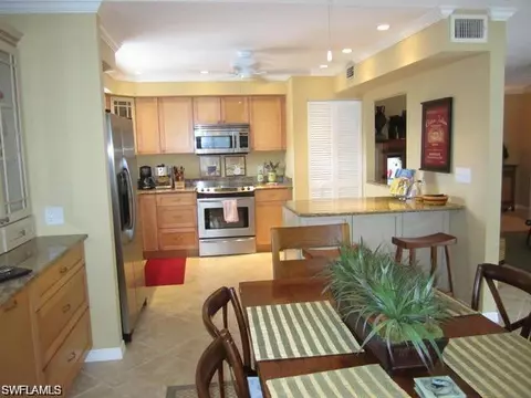 Kitchen - 4170 Crayton Rd #C3, Naples, FL 34103 photo 2 of 2