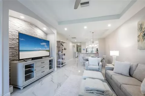 4863 Hampshire Ct #303, Naples, FL 34112