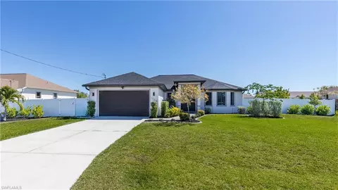 1129 SW 19th Ave, Cape Coral, FL 33991