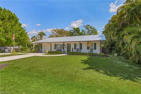 2138 W Tobago Cir, Fort Myers, FL 33905