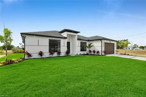 1142 NE 37 St, Cape Coral, FL 33909