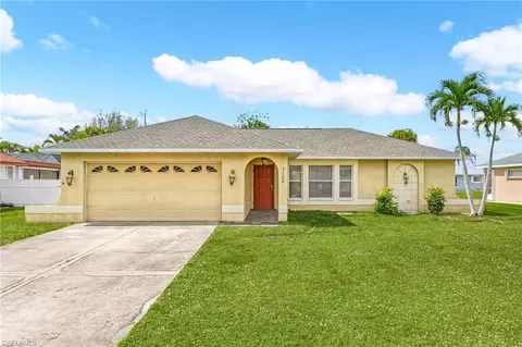 3102 SE 8th Ave, Cape Coral, FL 33904