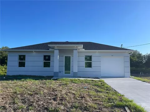 705 Ledge St, Lehigh Acres, FL 33972