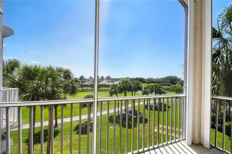 1530 Clermont Dr #G305, Naples, FL 34109