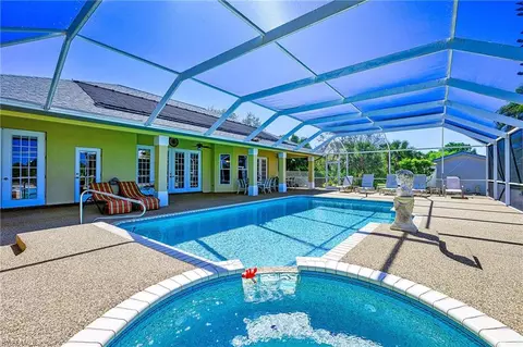 803 Glenn Ave, Lehigh Acres, FL 33972