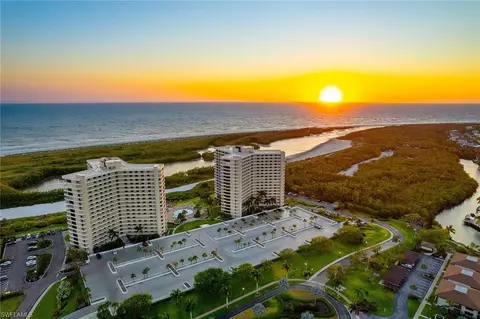 440 Seaview Ct #902, Marco Island, FL 34145