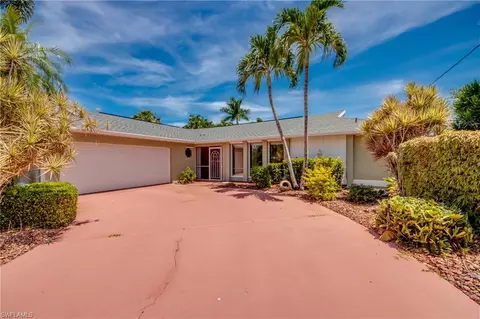1707 SE 45th St, Cape Coral, FL 33904