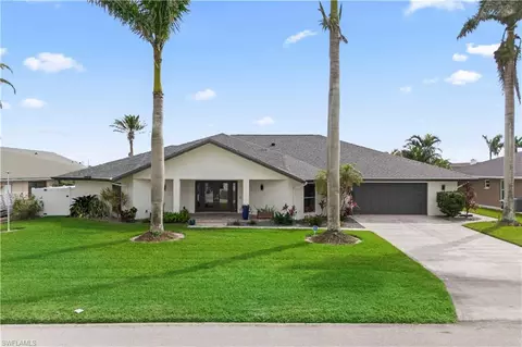 422 SW 45th St, Cape Coral, FL 33914