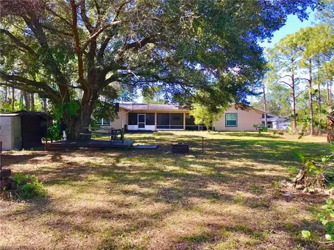 2208 Jackson Ave, Alva, FL 33920