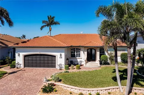 1532 Buccaneer Ct, Marco Island, FL 34145