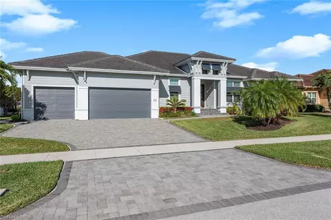 233 Meadowlark Ct, Marco Island, FL 34145
