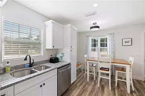 3553 Thomasson Dr, Naples, FL 34112 photo 3