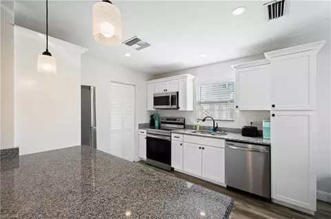 3553 Thomasson Dr, Naples, FL 34112 photo 2