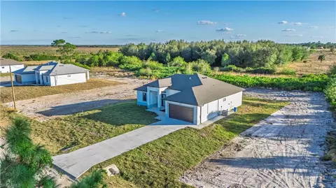 7573 5th Ter, Labelle, FL 33935 photo 3