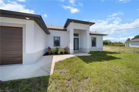7537 5th Ter, Labelle, FL 33935
