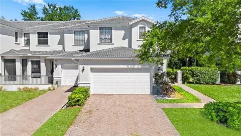 14725 Sutherland Ave #107, Naples, FL 34119