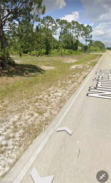 917 Nimitz Blvd, Lehigh Acres, FL 33974 photo 8