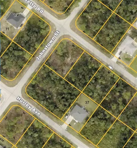 Hurley Ave, North Port, FL 34288