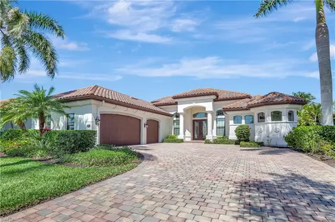 3301 Runaway Ln, Naples, FL 34114