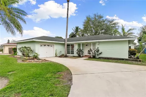 4438 20th Ave SW, Naples, FL 34116