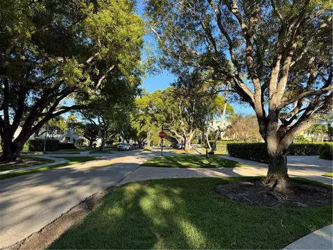 Exterior - 302 2nd St S, Naples, FL 34102 photo 4 of 7